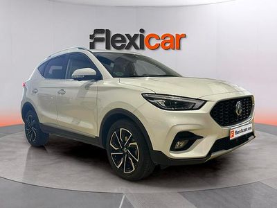 Käytetty MG ZS Luxury 106 HP (77 kW) 2023 Valkoinen Katumaasturi