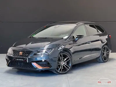 Usado Seat Leon CUPRA 300 CV (220 kW) 2019 Azul Familiar