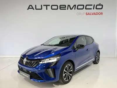 Usado Renault Clio Techno 91 CV (66 kW) 2025 Azul Utilitario