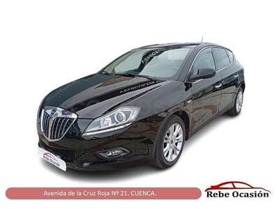 Usado Lancia Delta 120 CV (88 kW) 2008 Negro Utilitario