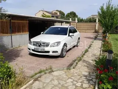 Usado Mercedes C180 Avantgarde 143 CV (105 kW) 2008 Blanco Berlina