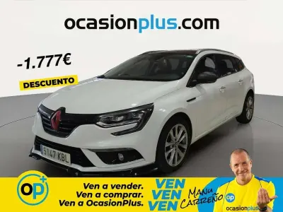 Usado Renault Mégane GrandTour Zen 110 CV (80 kW) 2017 Blanco Familiar