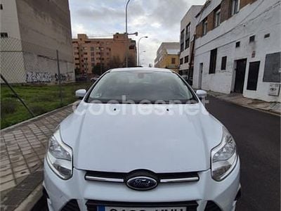 Käytetty Ford Focus Titanium 115 HP (84 kW) 2012 Valkoinen Sedan