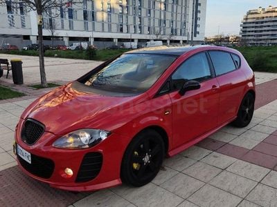 Usado Seat Leon Stylance 140 CV (102 kW) 2006 Rojo Utilitario