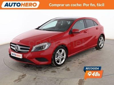 Usado Mercedes A180 Urban 110 CV (80 kW) 2014 Rojo Berlina