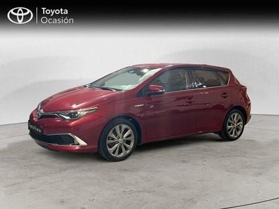 Usado Toyota Auris Hybrid Advance 136 CV (100 kW) 2016 Rojo Berlina