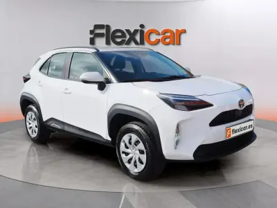 Nuevo Toyota Yaris Active 130 CV (95 kW) 2026 Blanco Utilitario