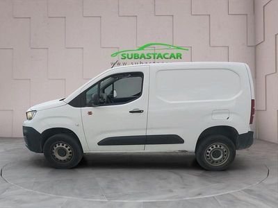 Blanco Usado 2021 Peugeot Partner Premium Monovolumen | 12.450 € (Precio justo)