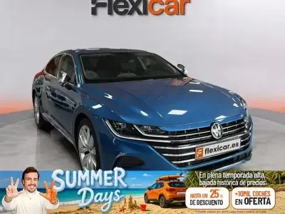 Usado VW Arteon Elegance 150 CV (110 kW) 2021 Azul Berlina