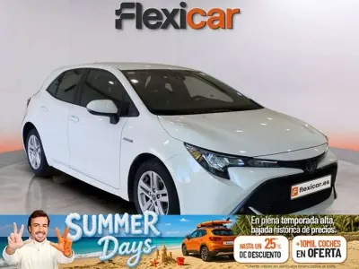 Usado Toyota Corolla Active 122 CV (89 kW) 2020 Blanco Berlina