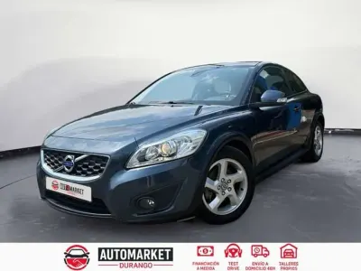 Usado Volvo C30 Momentum 110 CV (80 kW) 2011 Negro Utilitario