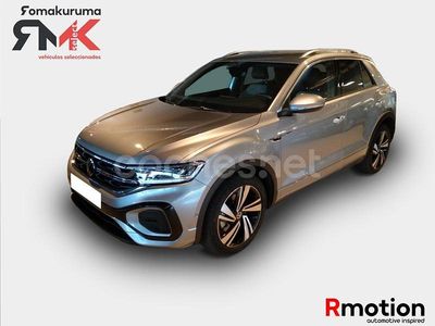 Gris / plata Usado 2023 VW T-Roc R-line SUV | 30.900 € (Caro)