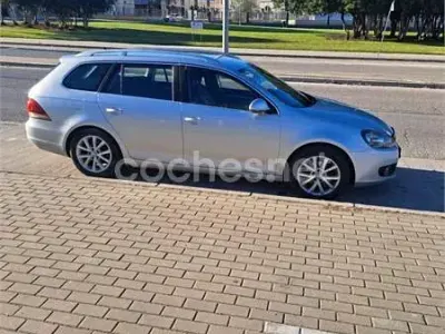 Usado VW Golf VI 105 CV (77 kW) 2010 Gris / plata Utilitario