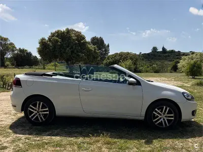 Usado VW Golf Cabriolet 105 CV (77 kW) 2011 Blanco Descapotable