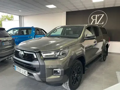 Usado Toyota HiLux 204 CV (150 kW) 2021 Verde Pickup/Camioneta