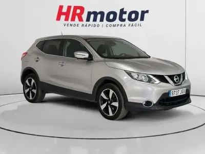 Usado Nissan Qashqai Acenta 110 CV (80 kW) 2015 Gris SUV