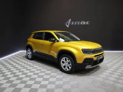 Usado Jeep Avenger Altitude 100 CV (73 kW) 2024 Amarillo SUV