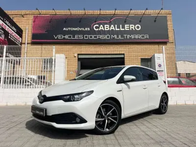 Usado Toyota Auris Hybrid