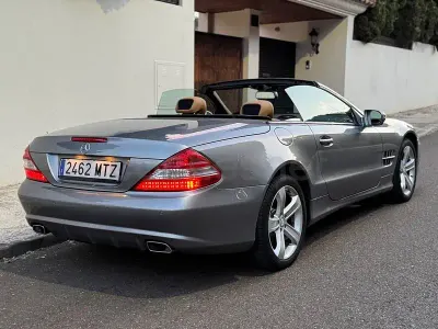 Usado Mercedes SL350 315 CV (231 kW) 2012 Gris / plata Descapotable