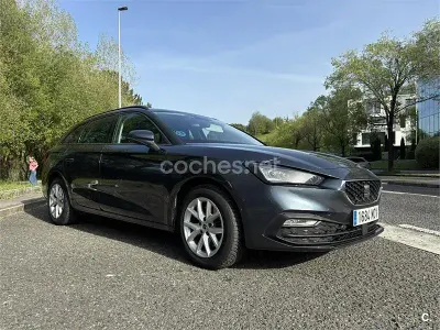 Używany Seat Leon Style 150 KM (110 kW) 2022 Szary Kombi
