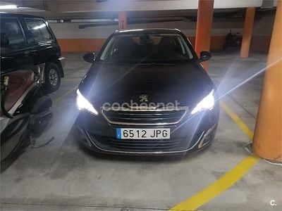 Negro Usado 2016 Peugeot 308 Allure Berlina | 13.950 € (Un poco caro)