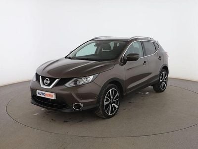 Usado Nissan Qashqai Tekna 115 CV (84 kW) 2015 Dorado SUV