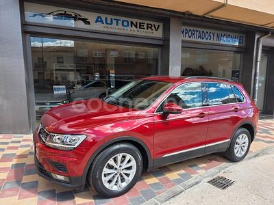 Usado VW Tiguan Sportline 150 CV (110 kW) 2018 Granate SUV