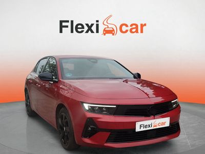 Rojo Usado 2023 Opel Astra Edition Berlina | 14.790 € (Buen precio)