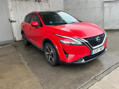 Usado Nissan Qashqai N-Connecta 140 CV (102 kW) 2023 Rojo SUV