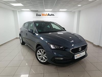 Usado Seat Leon Style 116 CV (85 kW) 2025 Gris Berlina