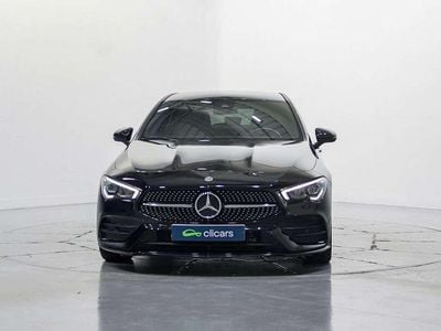 Gris Usado 2023 Mercedes CLA200 Shooting Brake Familiar | 28.990 € (Super precio)