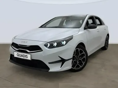 Usado Kia Ceed Edition 7 100 CV (73 kW) 2025 Blanco Utilitario