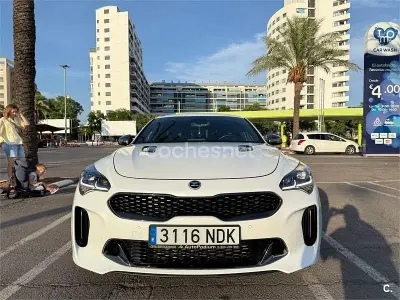Usado Kia Stinger GT 370 CV (272 kW) 2020 Blanco Utilitario