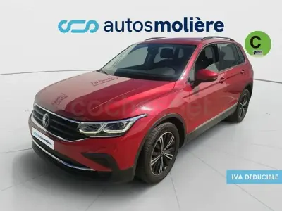 Usado VW Tiguan Life 150 CV (110 kW) 2022 Rojo SUV