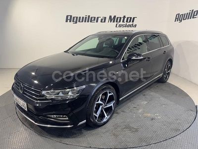 Usado VW Passat R-line 150 CV (110 kW) 2021 Negro Familiar