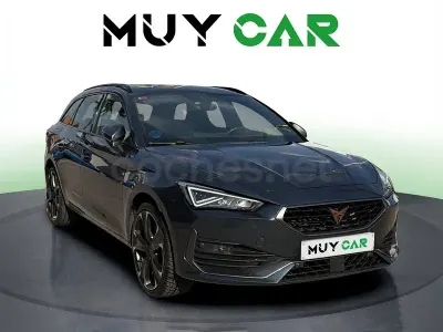 Usado Cupra Leon 245 CV (180 kW) 2021 Azul Familiar