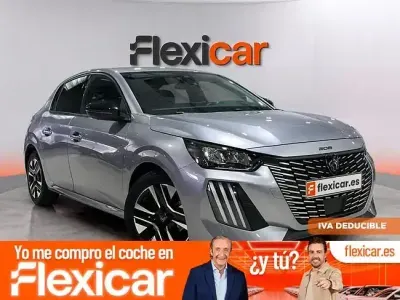 Usado Peugeot 208 Allure 100 CV (73 kW) 2025 Gris Utilitario