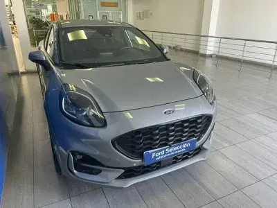 Usado Ford Puma ST-Line 125 CV (91 kW) 2023 Plata solar (metalizado) SUV