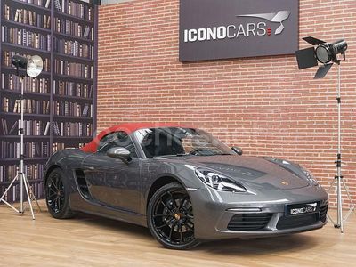 Gris / plata Usado 2024 Porsche 718 Boxster Descapotable | 89.900 € (Caro)