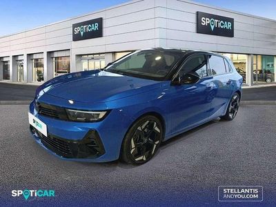 Azul Usado 2024 Opel Astra GSe Berlina | 27.490 € (Un poco caro)