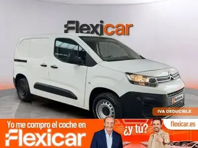 Usado Citroën Berlingo 102 CV (75 kW) 2021 Blanco Monovolumen