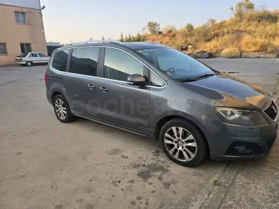 Usado Seat Alhambra Ecomotive 140 CV (102 kW) 2012 Negro Monovolumen