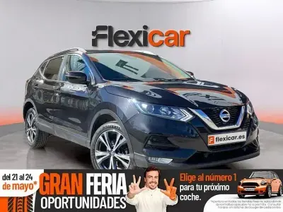 Usado Nissan Qashqai Acenta 140 HP (102 kW) 2019 Preto SUV