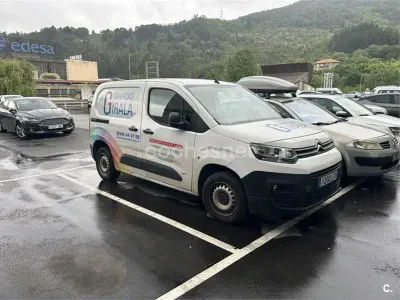 Usado Citroën e-Berlingo Live 100 CV (73 kW) 2020 Blanco Monovolumen
