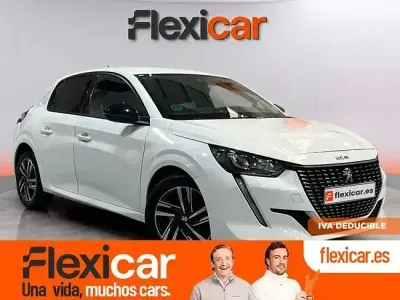 Usado Peugeot 208 Allure 100 CV (73 kW) 2023 Blanco Utilitario