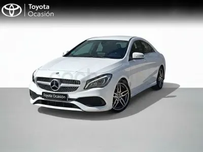 Usado Mercedes CLA180 122 CV (89 kW) 2018 Blanco Coupe