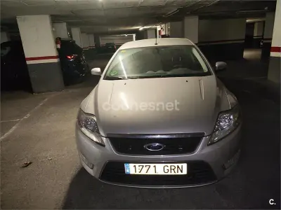 Usado Ford Mondeo Trend 145 CV (106 kW) 2009 Gris / plata Berlina