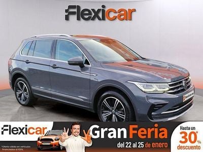 Gris / plata Usado 2021 VW Tiguan R-line SUV | 25.490 € (Buen precio)