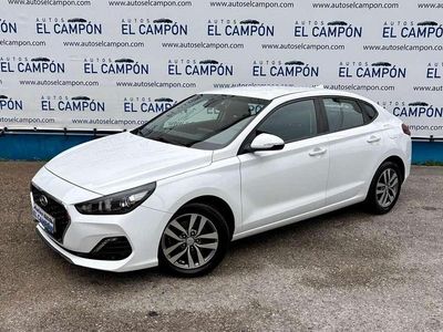 Käytetty Hyundai i30 120 HP (88 kW) 2018 Valkoinen Viistoperä