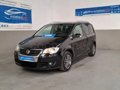 Usado VW Touran Highline 140 CV (102 kW) 2008 Negro Monovolumen